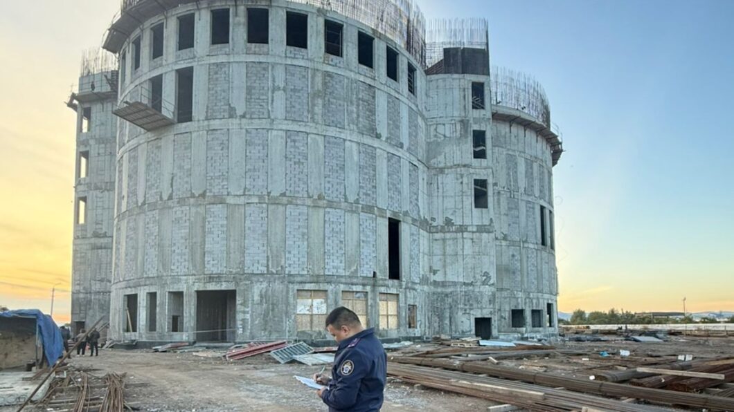гибель рабочих на стройке в Бурятии