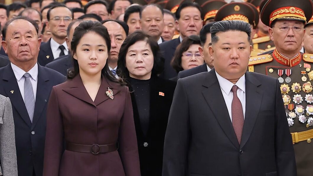 Ким Чен Ын с дочкой